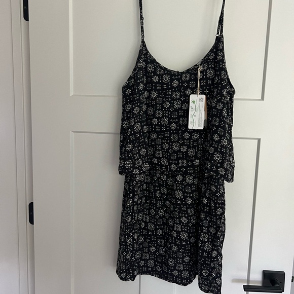 Sun Dress - Picture 3 of 6